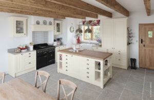 Ashton raised pannel shaker kitchen