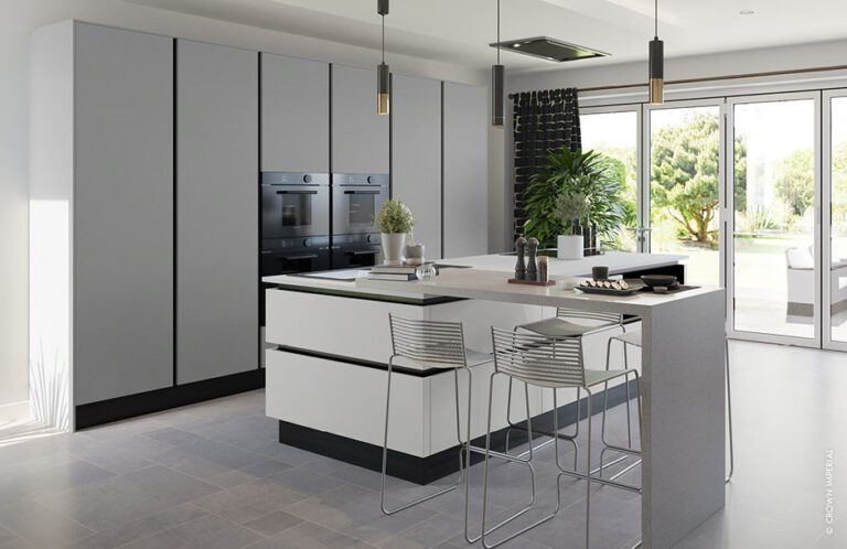 Uno Flat pannel kitchen with quartz worktops